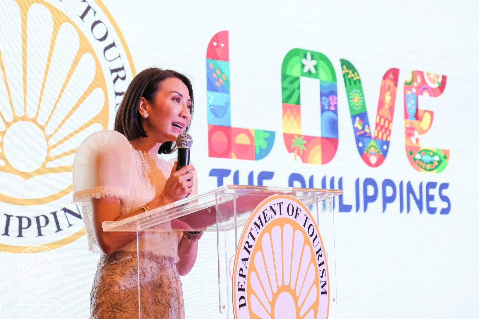 political issues of philippine tourism industry