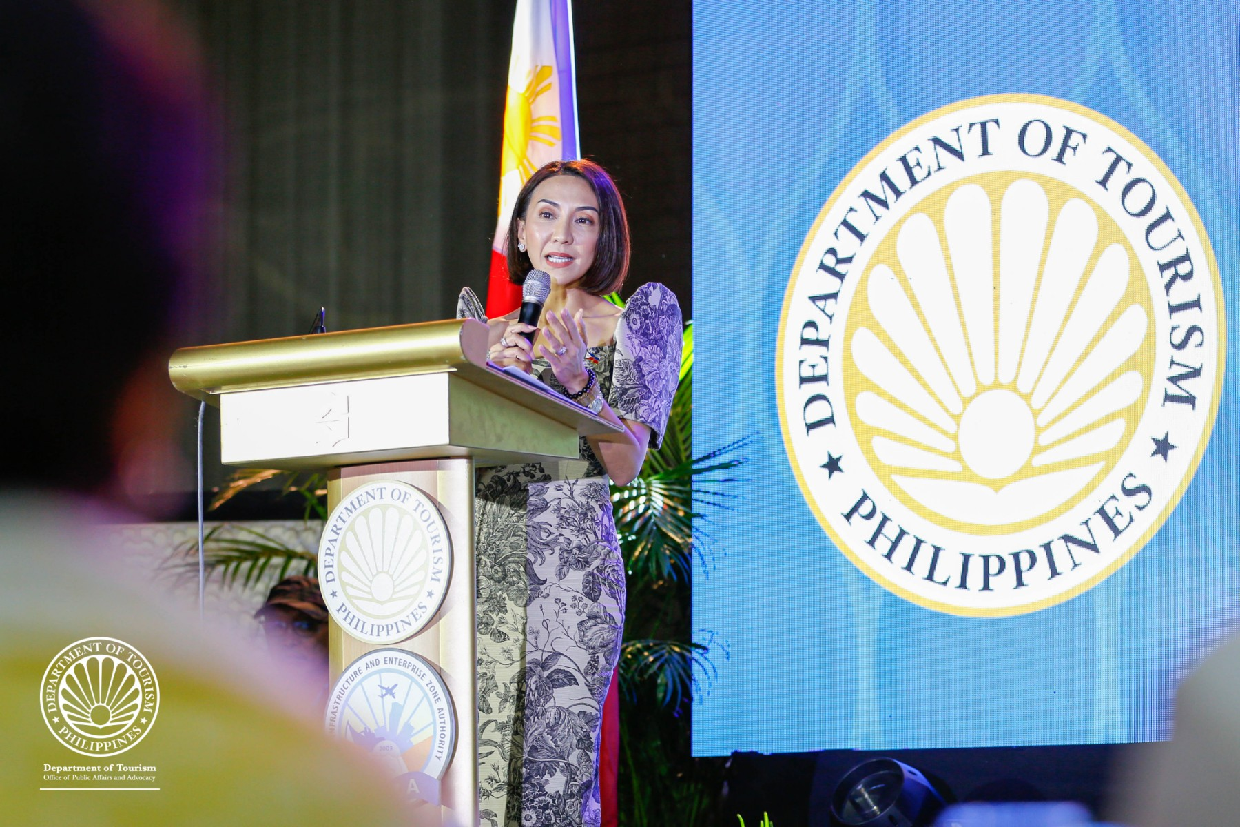 political issues of philippine tourism industry